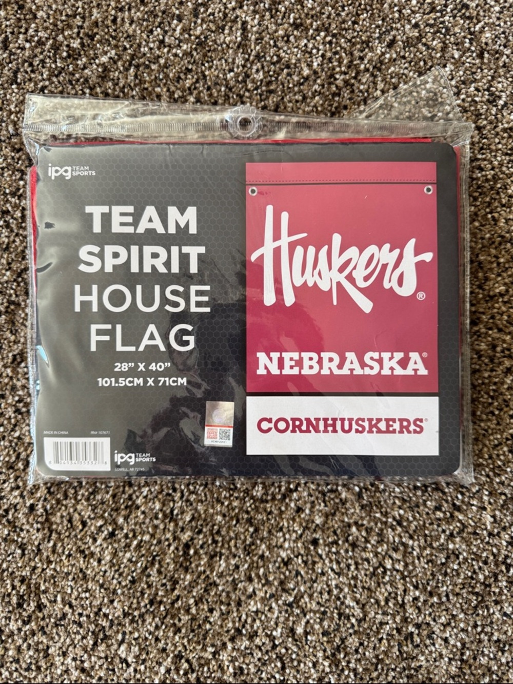 Nebraska Cornhuskers Team Spirit House Flag - Red